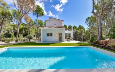 Renovated villa near Don Cayo Golf Course