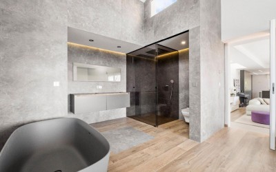 DESIGNER VILLA WITH SPECTACULAR SEA VIEWS