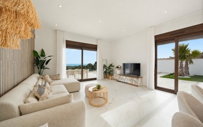 Modern 3-Bedroom Villa with Private Pool in Polop