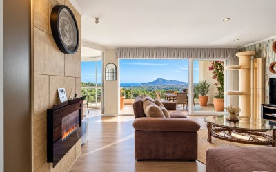 Duplex Penthouse with Panoramic Sea Views in Altea La Vella