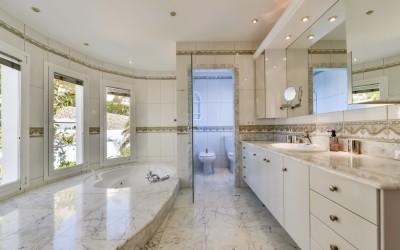 Villa for rent with spectacular sea views in Altea