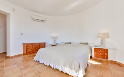 Villa for rent with spectacular sea views in Altea