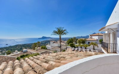 Villa for rent with spectacular sea views in Altea