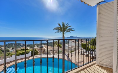 Villa for rent with spectacular sea views in Altea