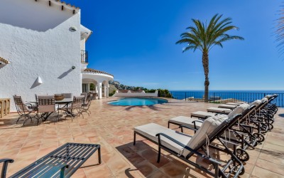 Villa for rent with spectacular sea views in Altea